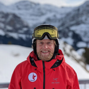 Lloyd - Race coach, Skking, Snowboard and Snowshoe instructor.